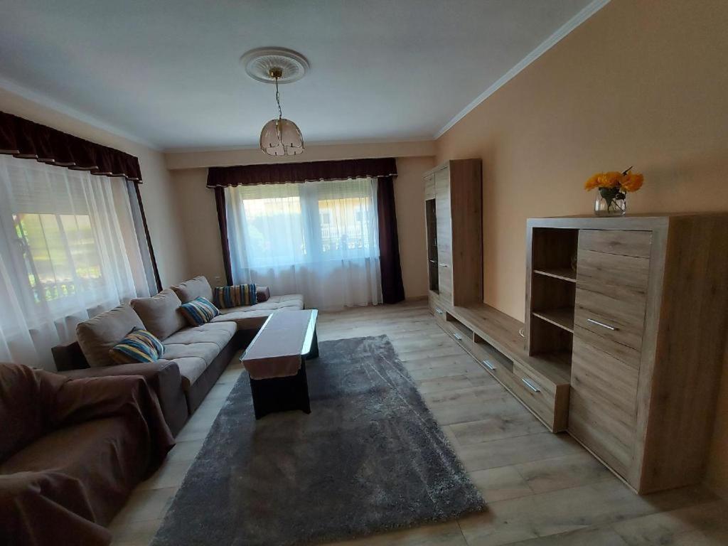 Istvan Apartmanok Keszthely Esterno foto