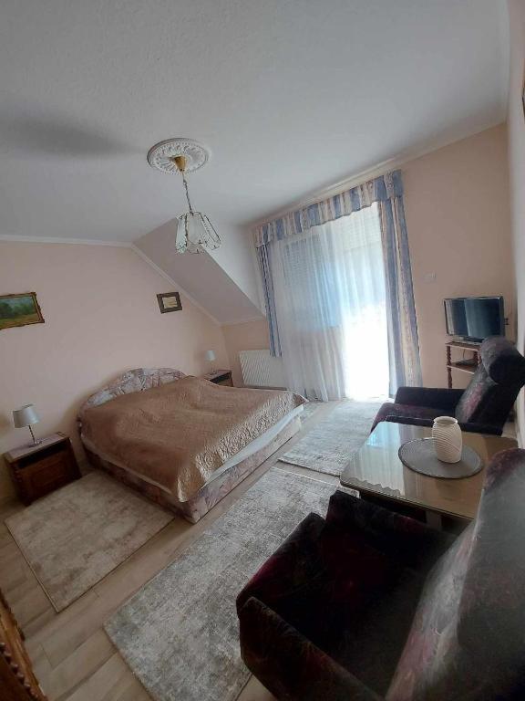 Istvan Apartmanok Keszthely Esterno foto